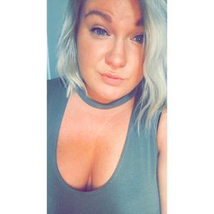 Meet your Posher, Jenn